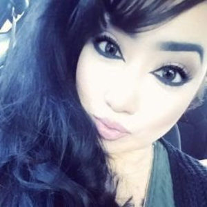 Meet your Posher, Alexia